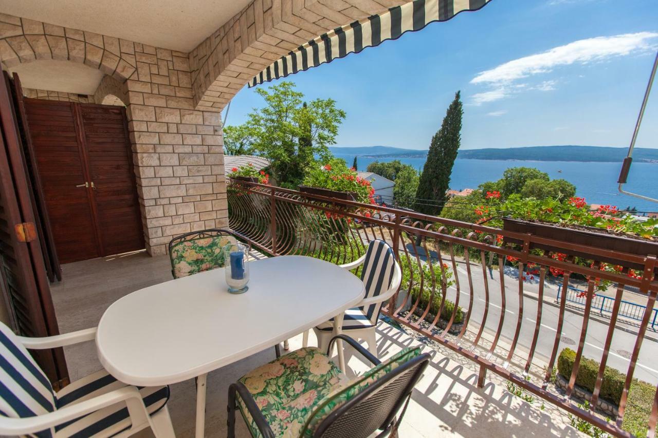 Villa Lesic Dramalj Exterior photo